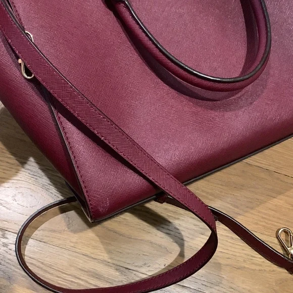 Michael Kors Purse - Picture 5 of 5